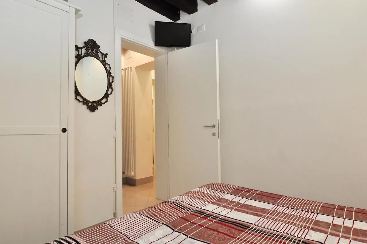 Cozy Apartment Near Rialto Bridge/ St.Mark Square Venise